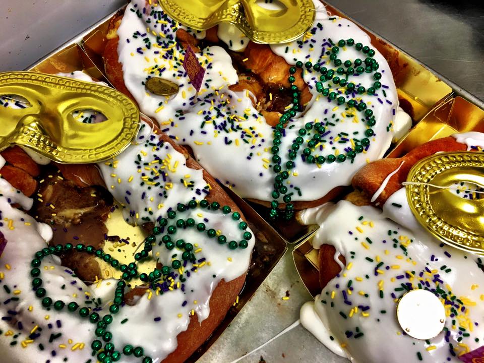 Delicious Donuts King Cake