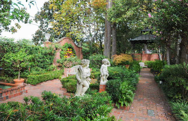 Biedenharn Museum & Gardens
