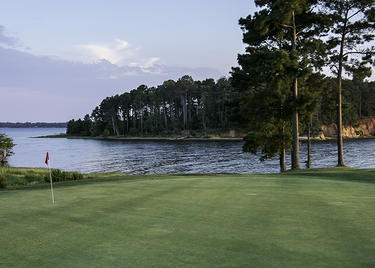 Golf in Cypress Bend