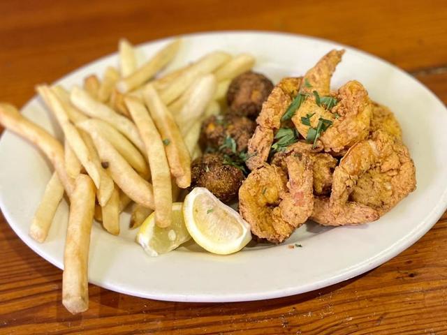 Crescent City Brewhouse Photo 2