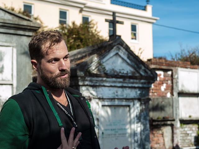 Lee sharing secrets of the Cemeteries