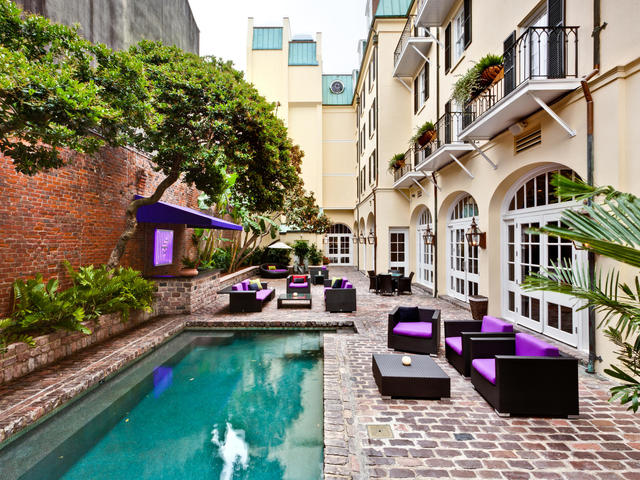 Hotel Le Marais - Pool and Courtyard