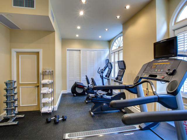 Hotel Mazarin 24-hour fitness center