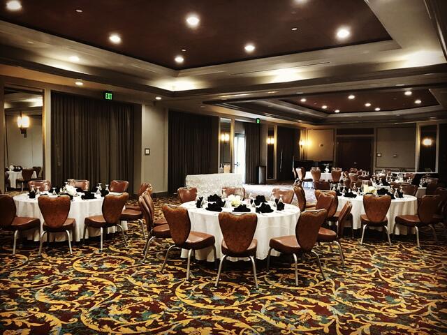 Intimate weddings, trainings, team building events, we do it all!