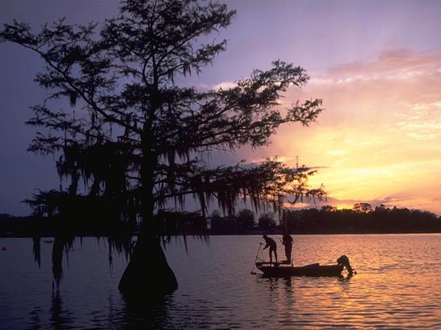 Sunset fishing on Lake Bruin.