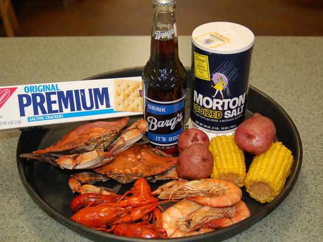 Mandeville Seafood Market & Eatery Photo