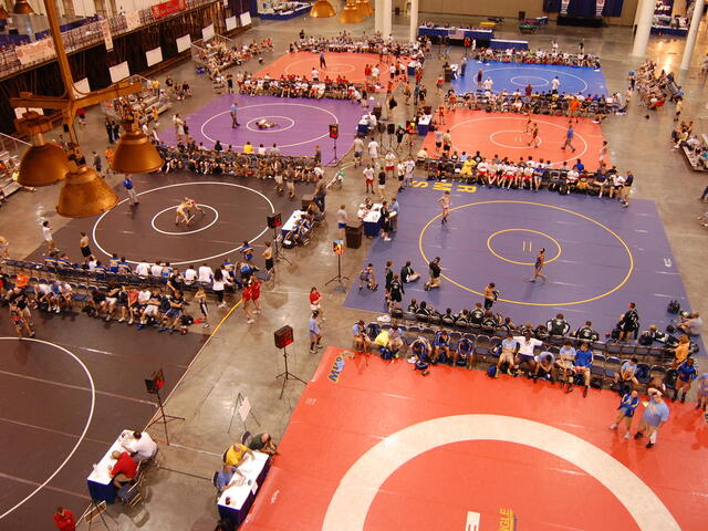 Sporting event set-up in exhibit hall