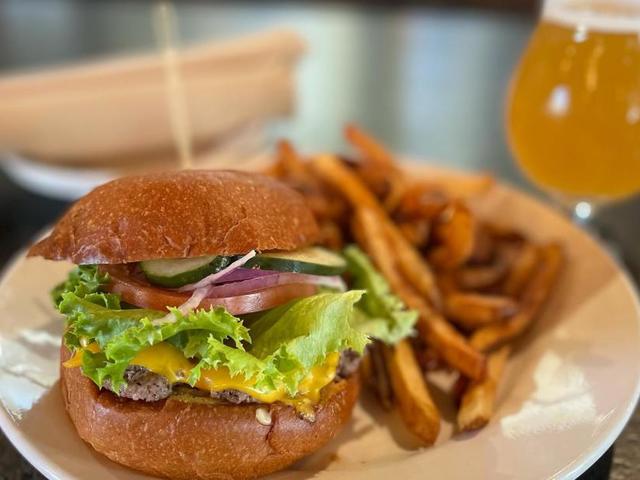 Spoke + Barrel Eatery Photo 2