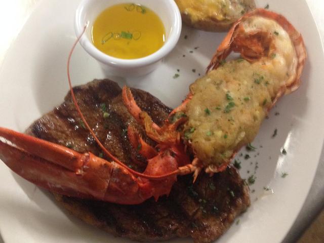 Steamboat Warehouse Restaurant Photo 3