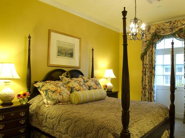 Superior King Balcony