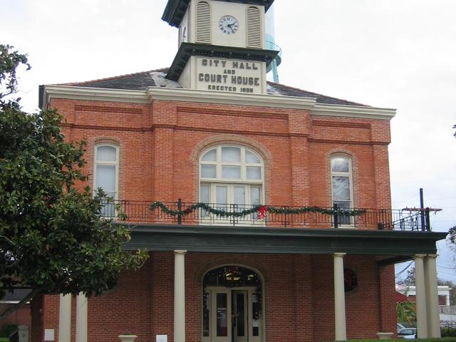 Morgan City City Hall and Courthouse