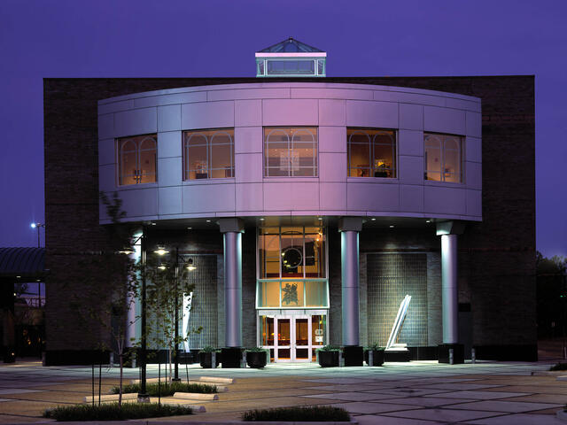 The Alexandria Museum of Art is located in the Downtown Alexandria Cultural Arts District. Photo