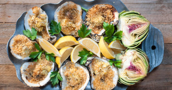 Chargrilled Oysters with Artichoke Garlic Cream Sauce ...