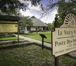 Le Vieux Village Historical Park and Museum