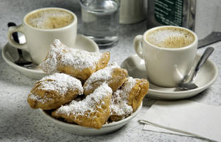 Coffee and beignets in cafe du monde
