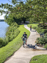 Biking the LSU Lakes in Baton Rouge